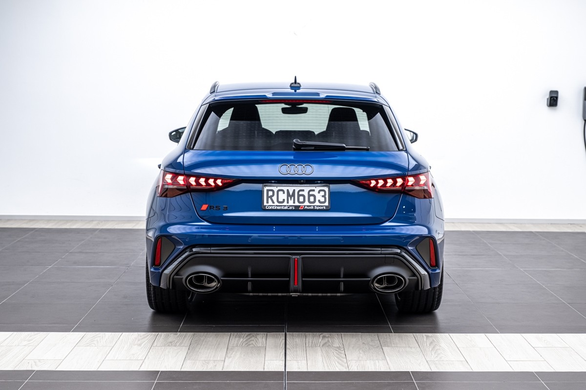 Audi RS3 SPORTBACK TFSI