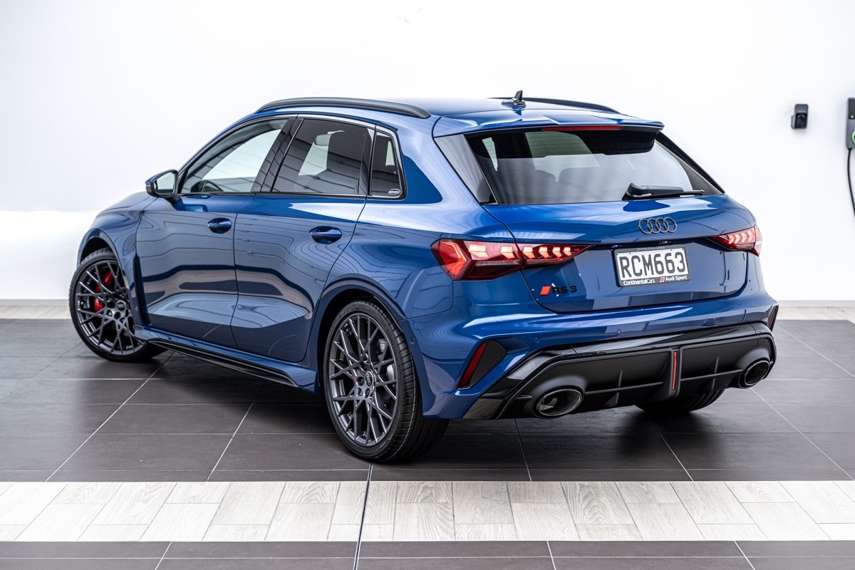 Audi RS3 SPORTBACK TFSI