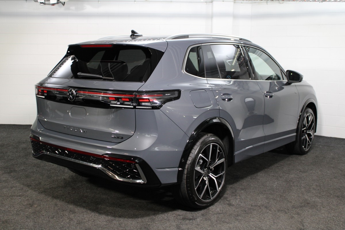 Volkswagen Tiguan R-LINE AWD