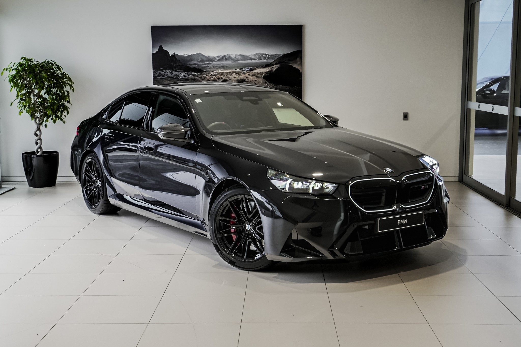 BMW M5 Sedan