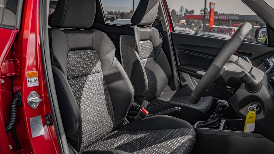 2025 Suzuki Swift 8