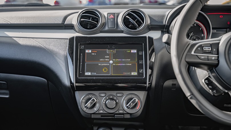 2025 Suzuki Swift 15