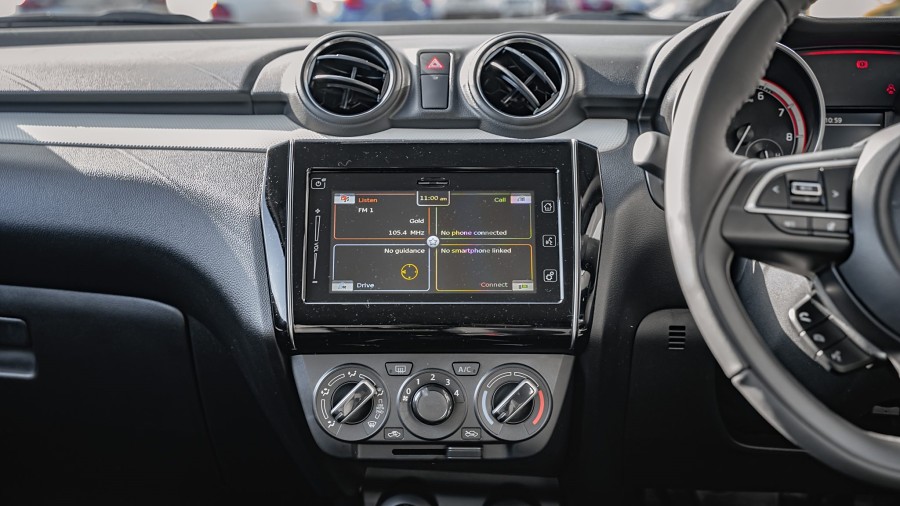 2025 Suzuki Swift 15