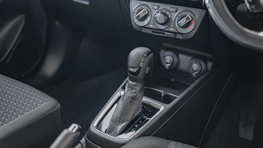 2025 Suzuki Swift 16