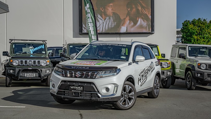 2025 Suzuki Vitara 1