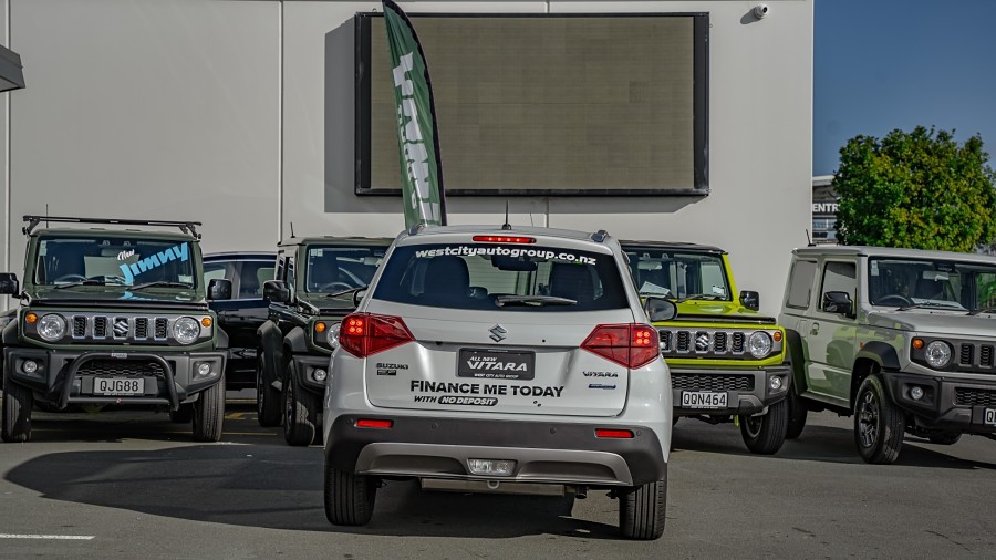 2025 Suzuki Vitara 4