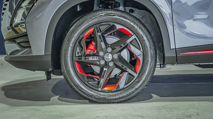 2025 OMODA C5 6