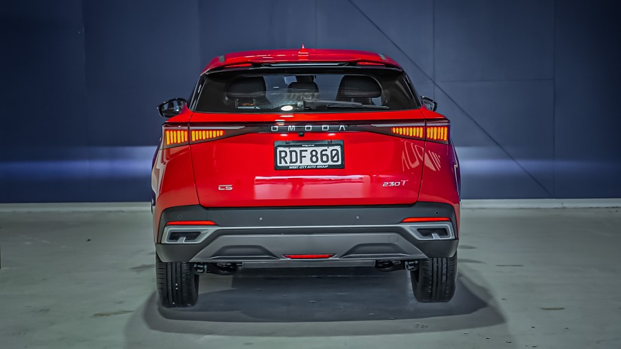 2025 OMODA C5 4