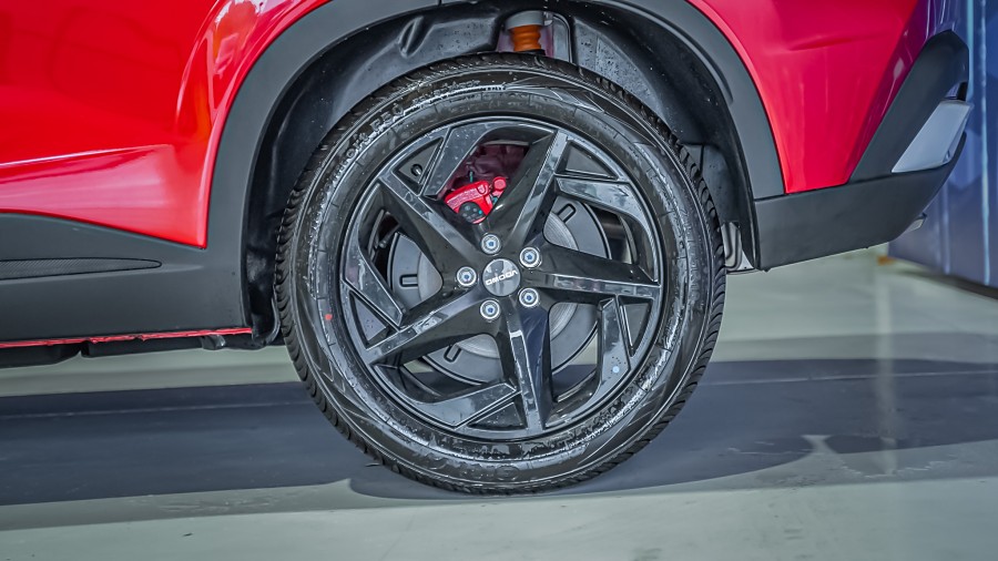 2025 OMODA C5 7