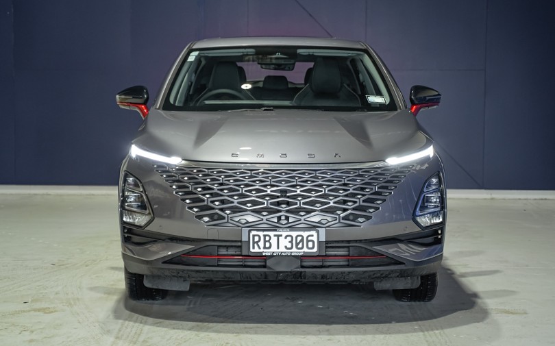 2025 OMODA C5 3