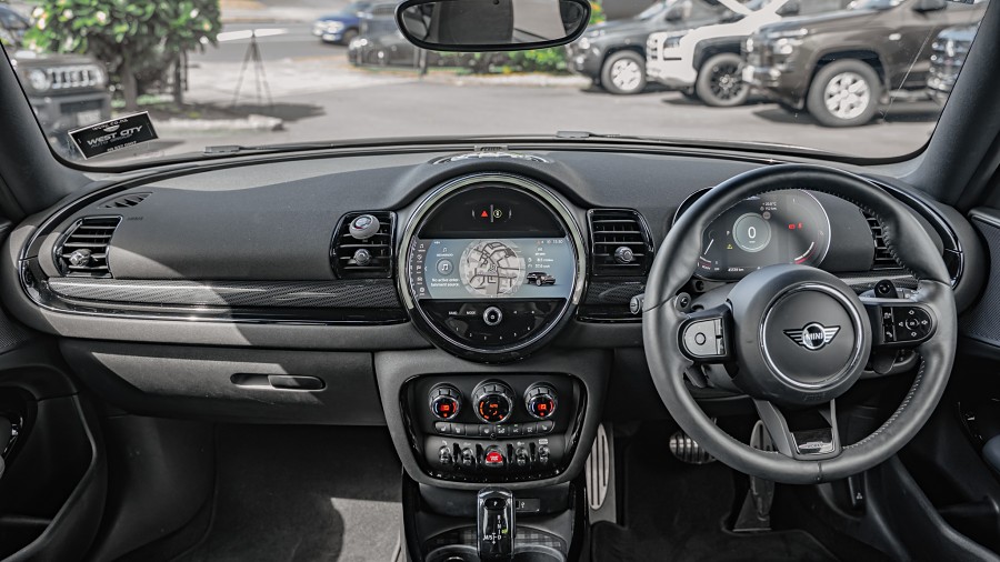 2021 MINI Clubman 10