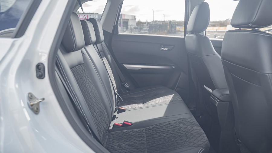 2025 Suzuki Vitara 16
