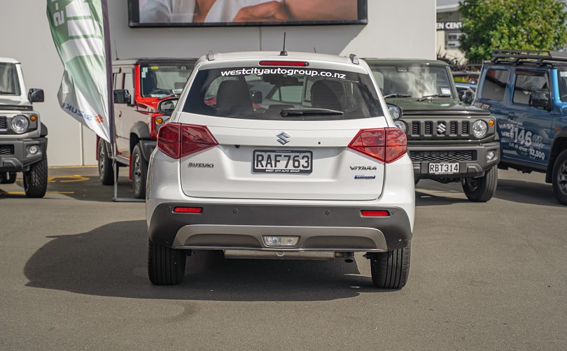 2025 Suzuki Vitara 4