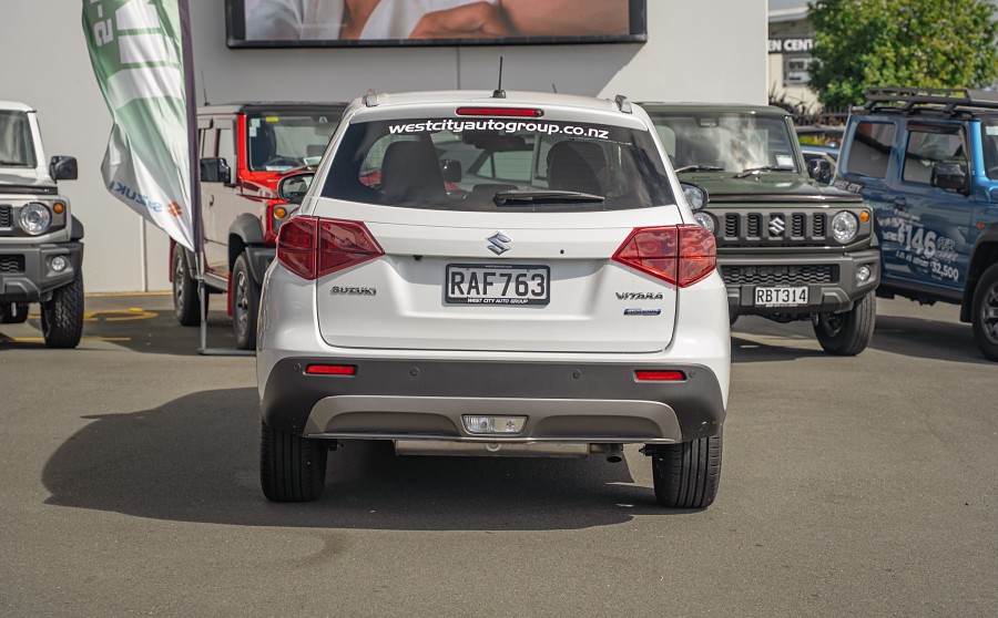 2025 Suzuki Vitara 4
