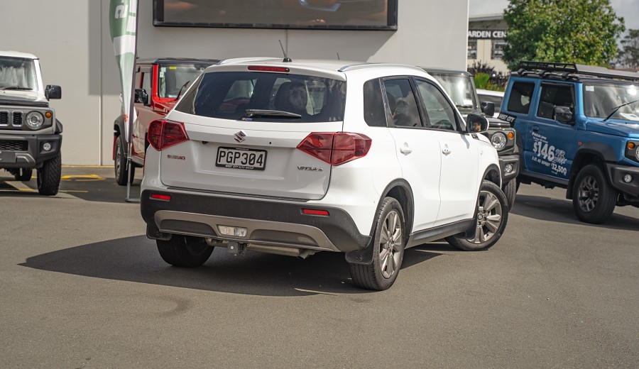 2022 Suzuki Vitara 2