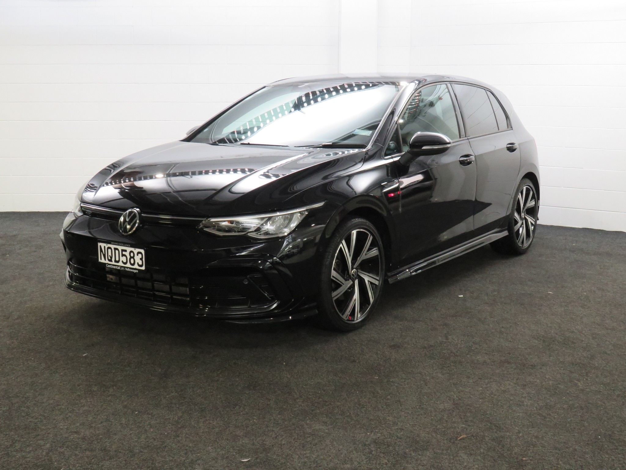 Volkswagen Golf TSI R-LINE