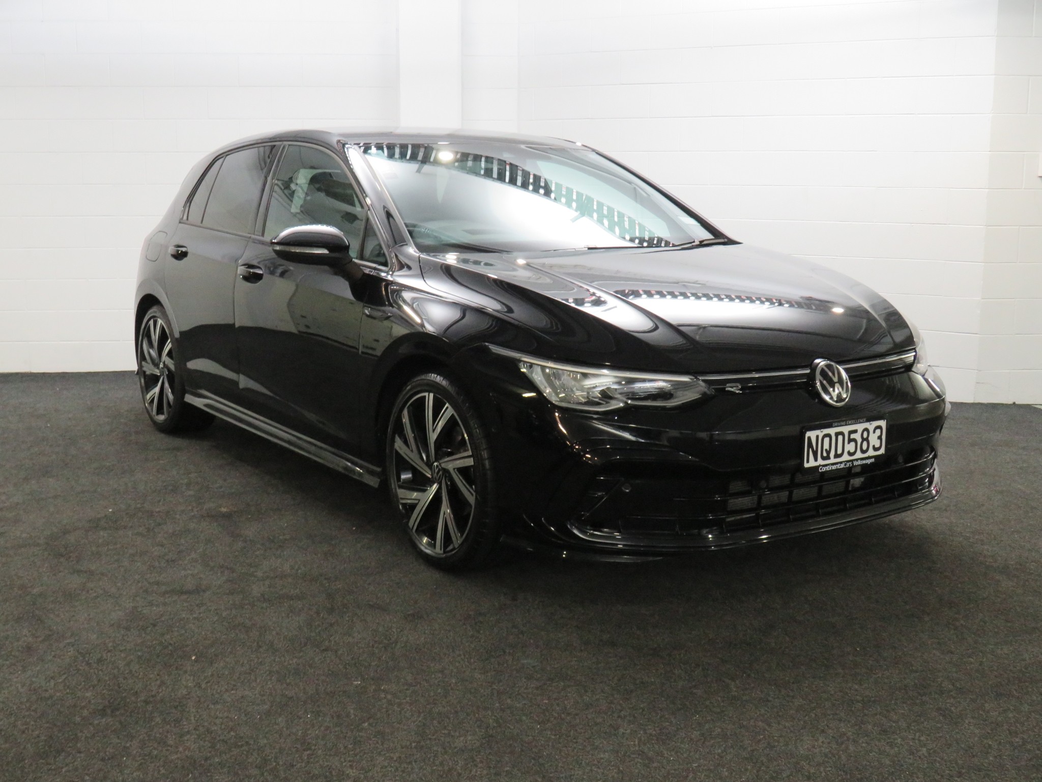 Volkswagen Golf TSI R-LINE