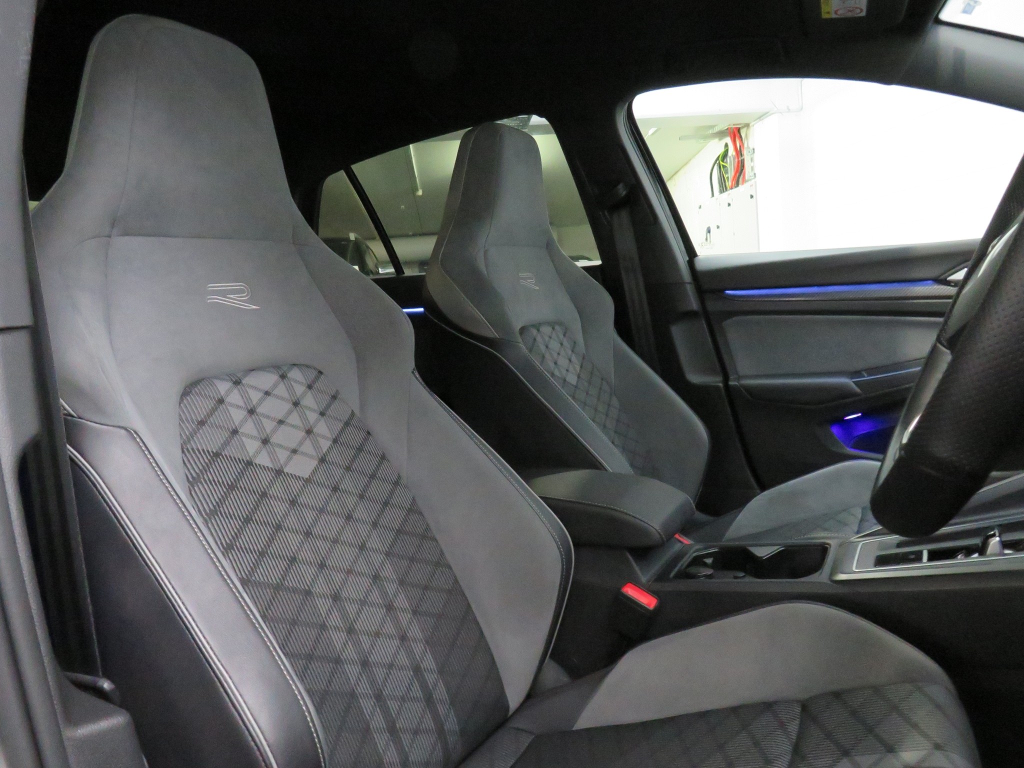 Volkswagen Golf TSI R-LINE