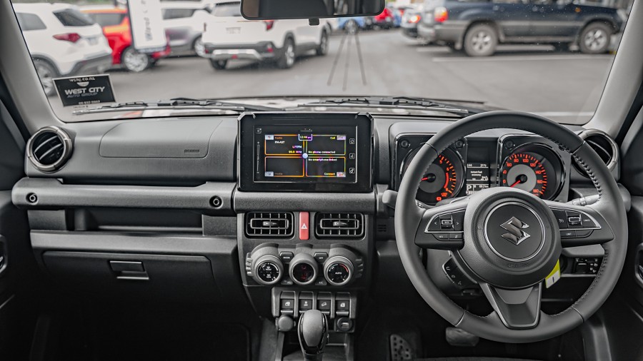 2025 Suzuki Jimny 10