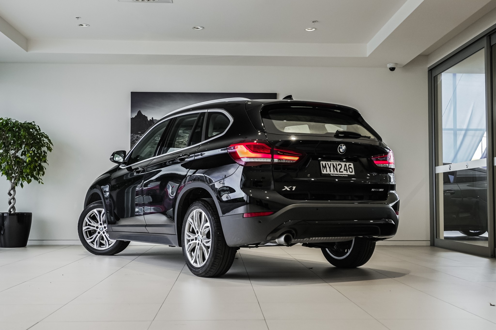 BMW X1 S18i 1.5Pt/7At