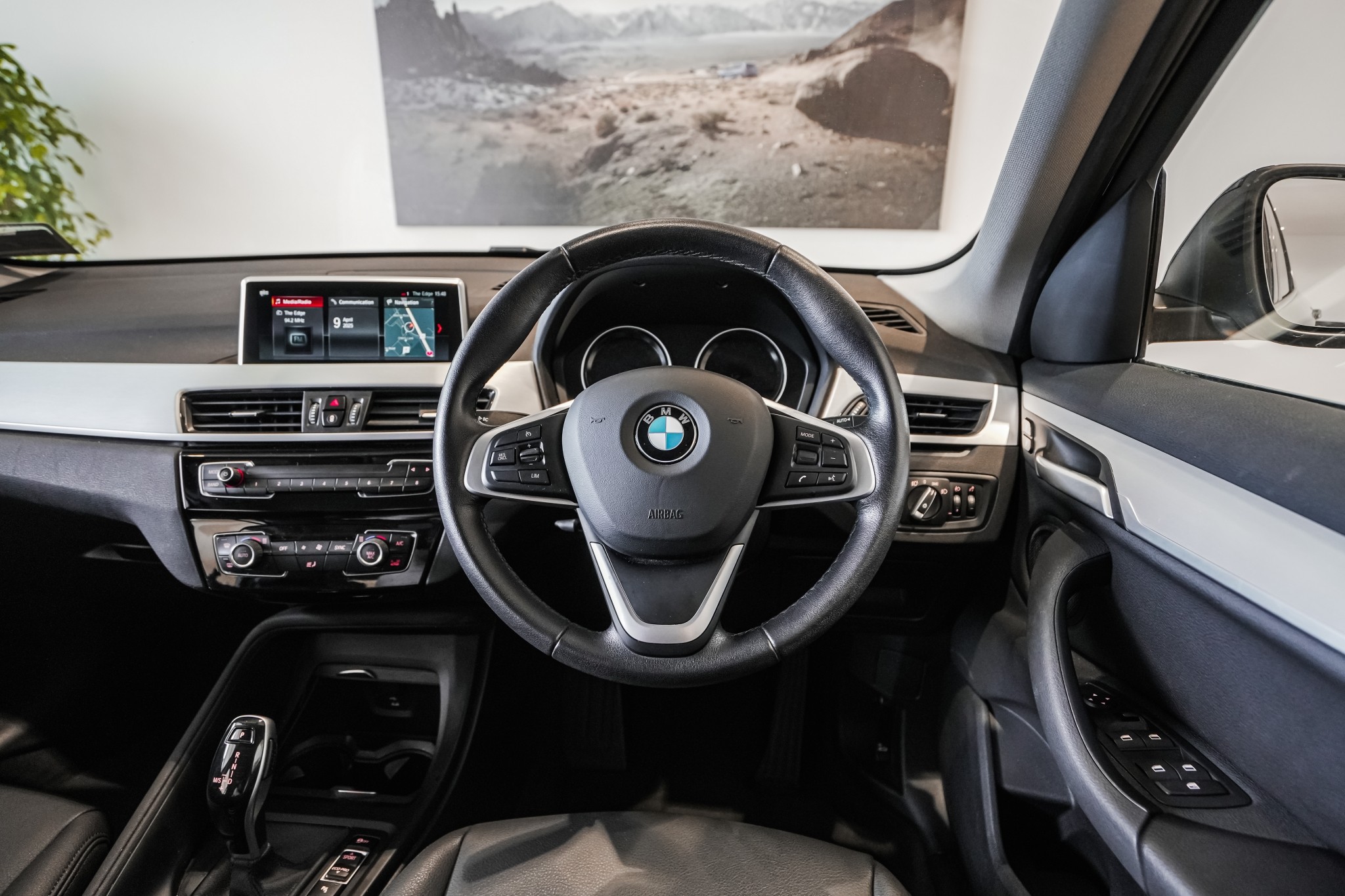 BMW X1 S18i 1.5Pt/7At