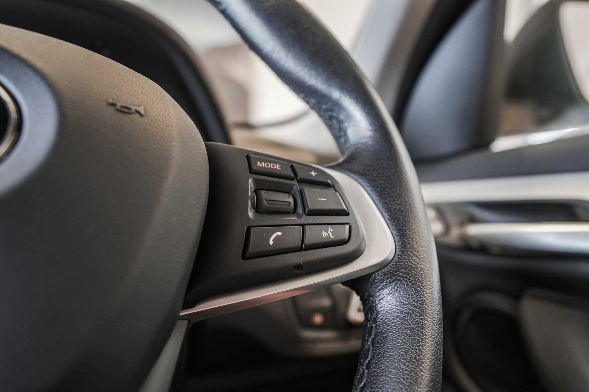 BMW X1 S18i 1.5Pt/7At