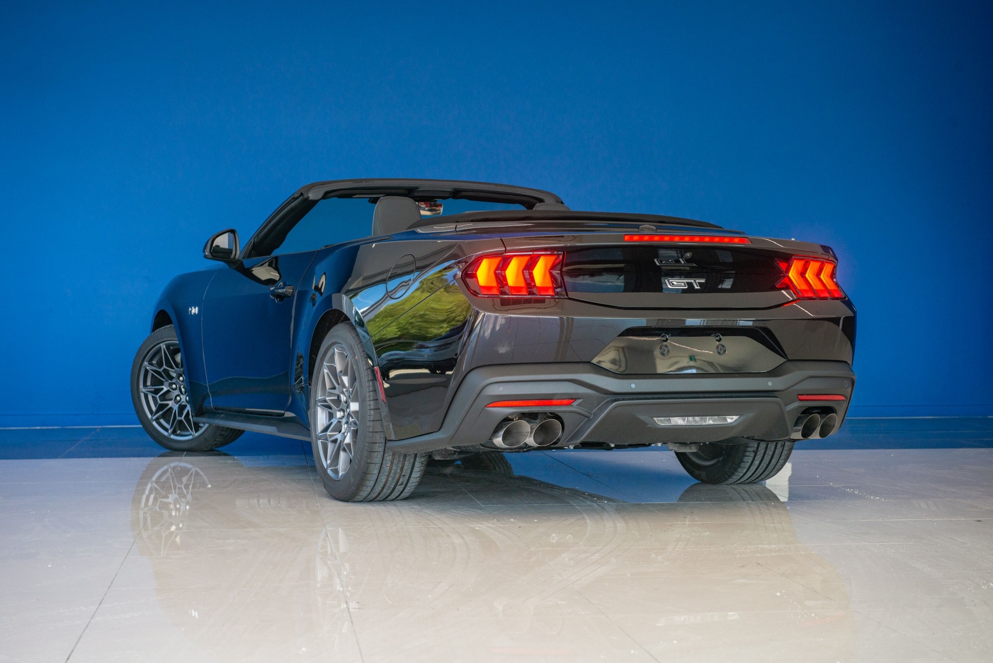2025 Ford Mustang 5.0L Convertible At
