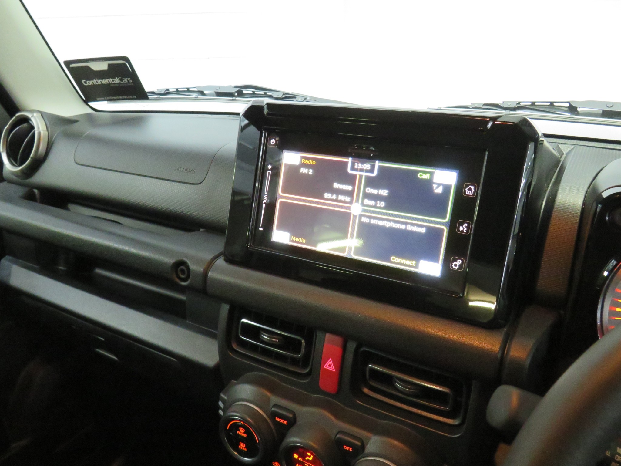 Suzuki Jimny SIERRA 1.5P 4WD