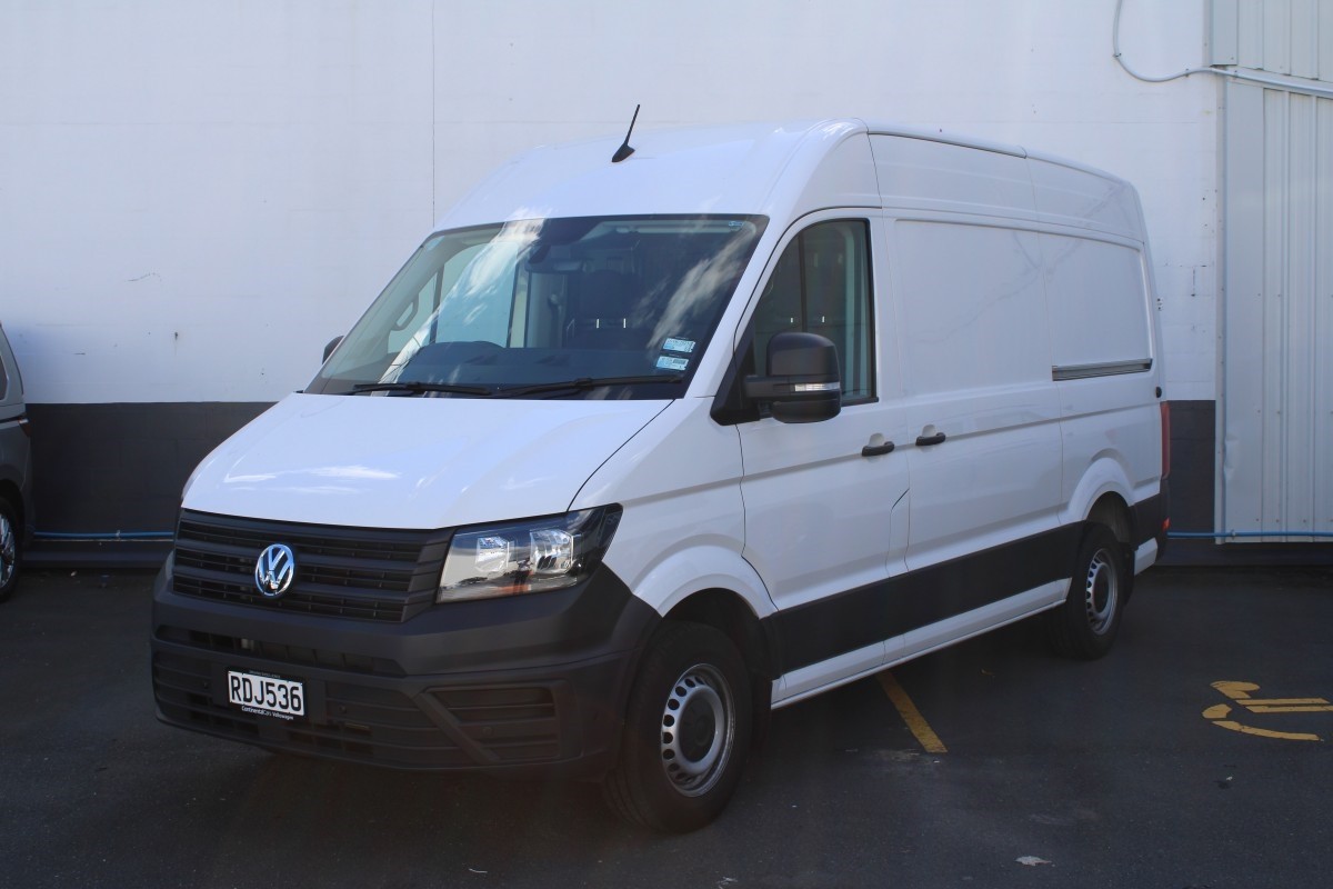 Volkswagen Crafter 30 RUNNER FWD AUTO