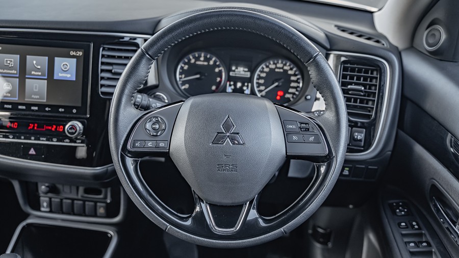 2022 Mitsubishi Outlander 11