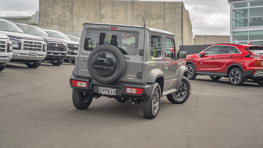 2024 Suzuki Jimny 2