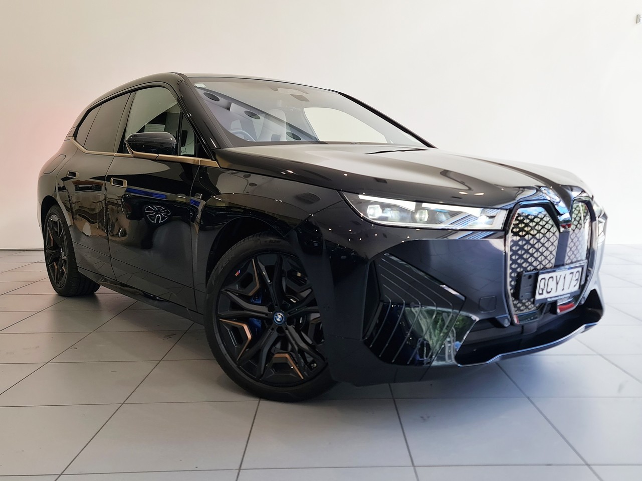 BMW iX M60