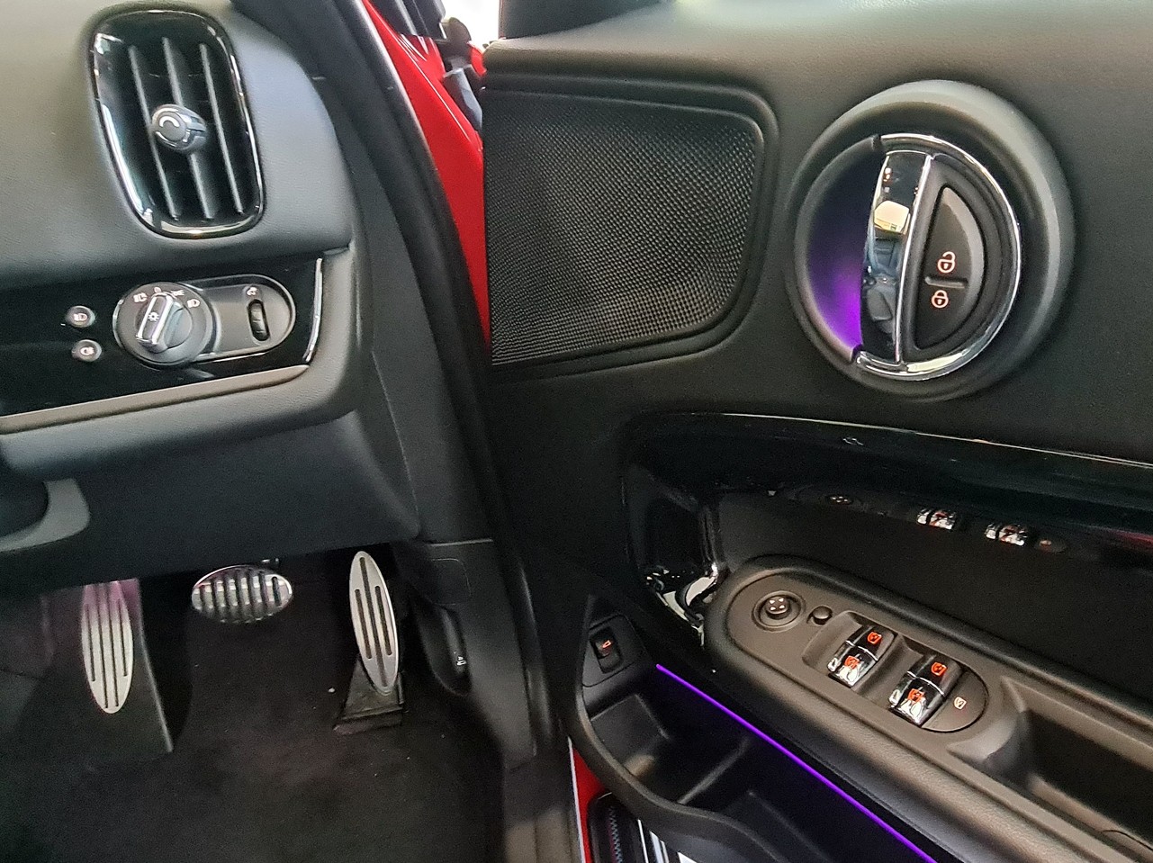 MINI Countryman Cooper Stafford Edition
