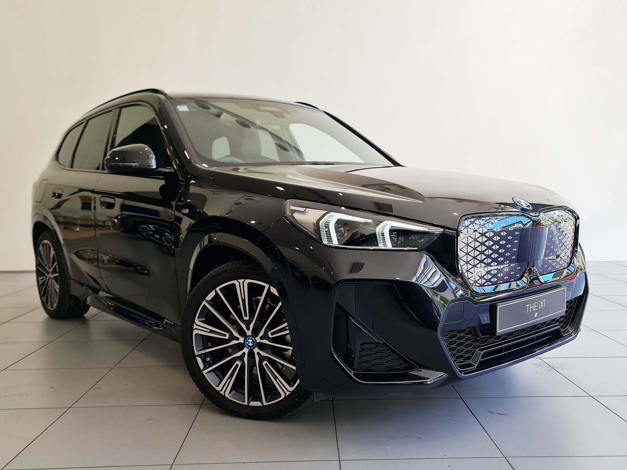 BMW iX1 xDrive30