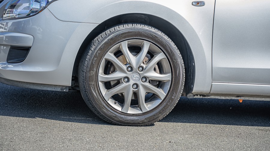2012 Hyundai i30 6