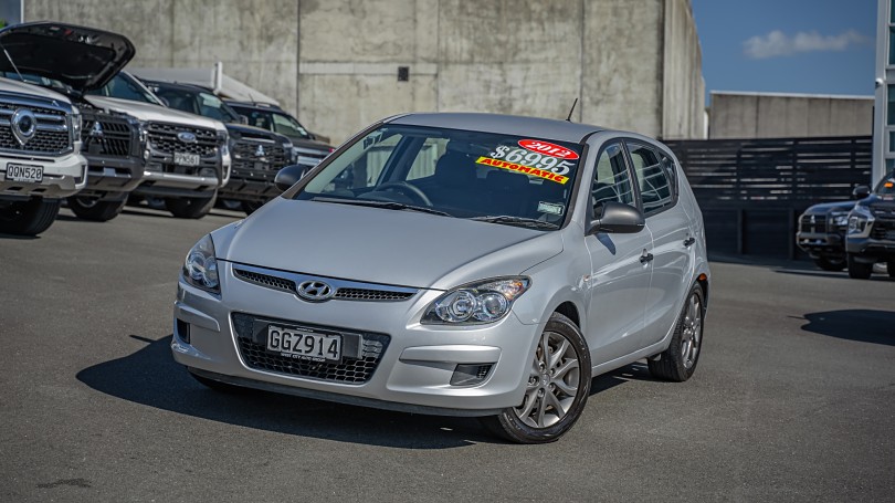 2012 Hyundai i30 1
