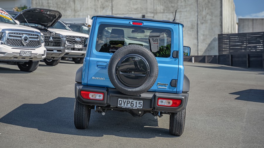 2024 Suzuki Jimny 4