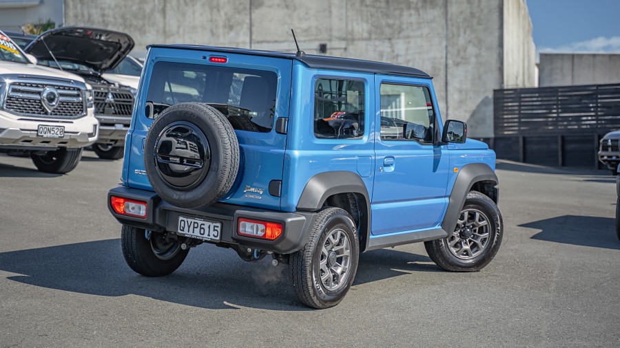 2024 Suzuki Jimny 2