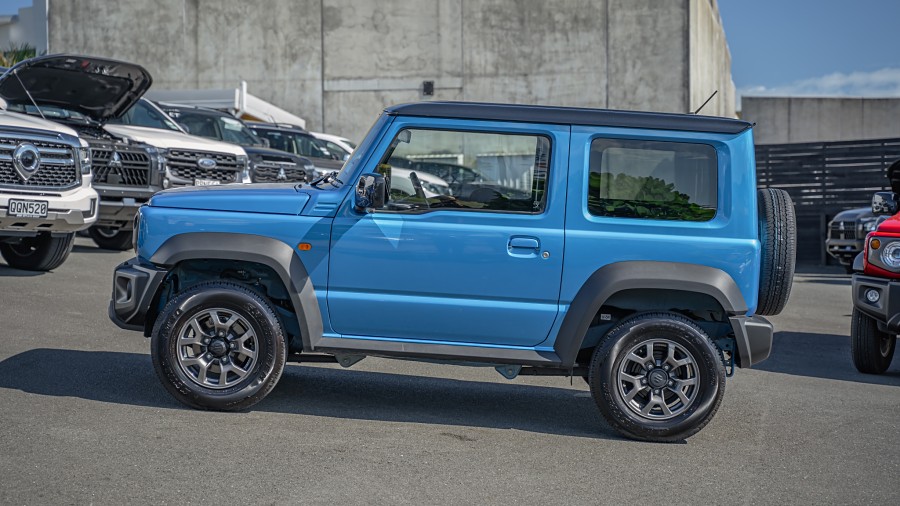 2024 Suzuki Jimny 5