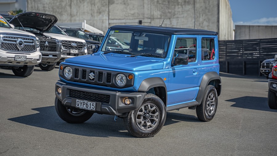 2024 Suzuki Jimny 1