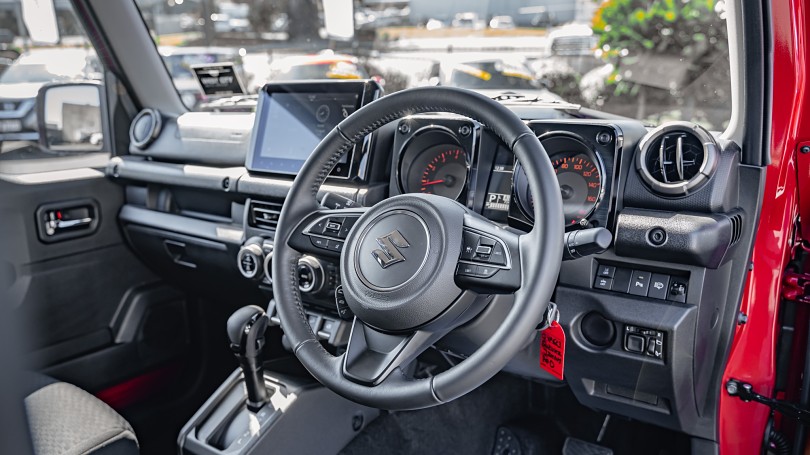 2024 Suzuki Jimny 9