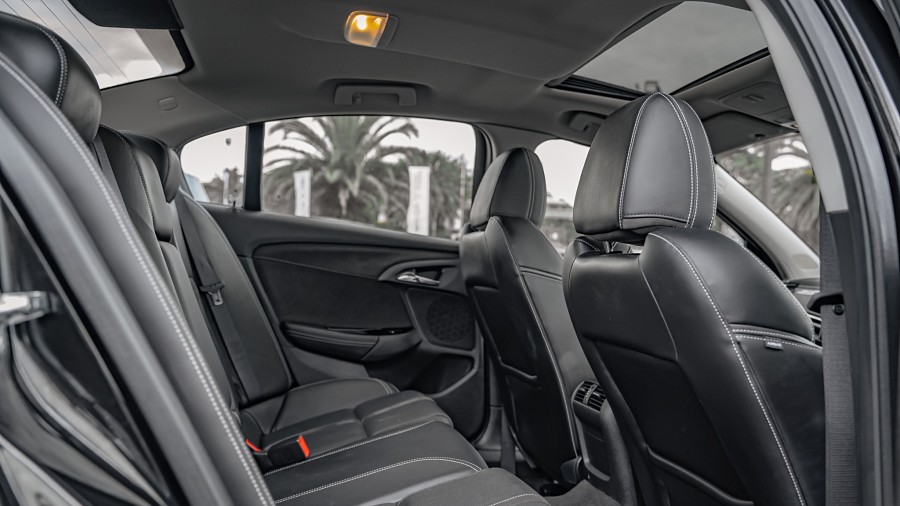 2018 Holden Commodore 19