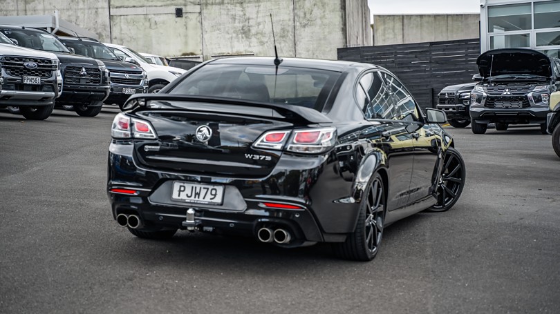 2018 Holden Commodore 2