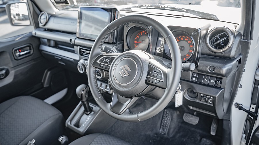 2024 Suzuki Jimny 9