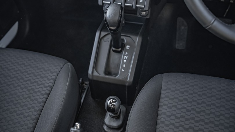 2024 Suzuki Jimny 17