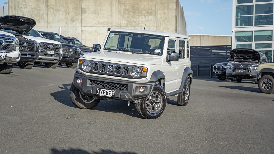 2024 Suzuki Jimny 1
