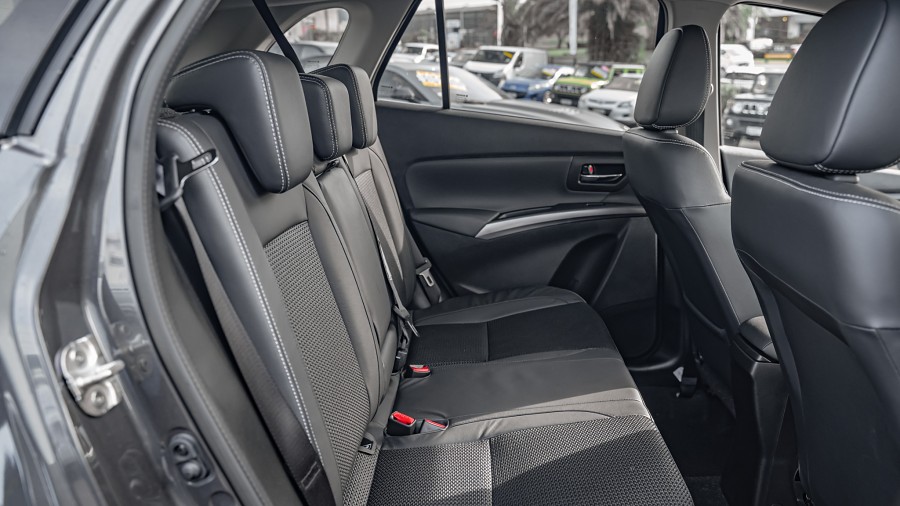 2024 Suzuki S-Cross 18