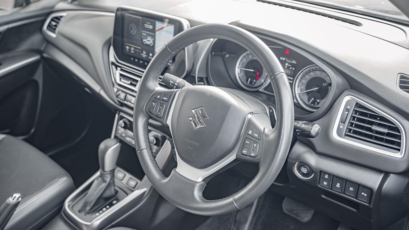 2024 Suzuki S-Cross 9