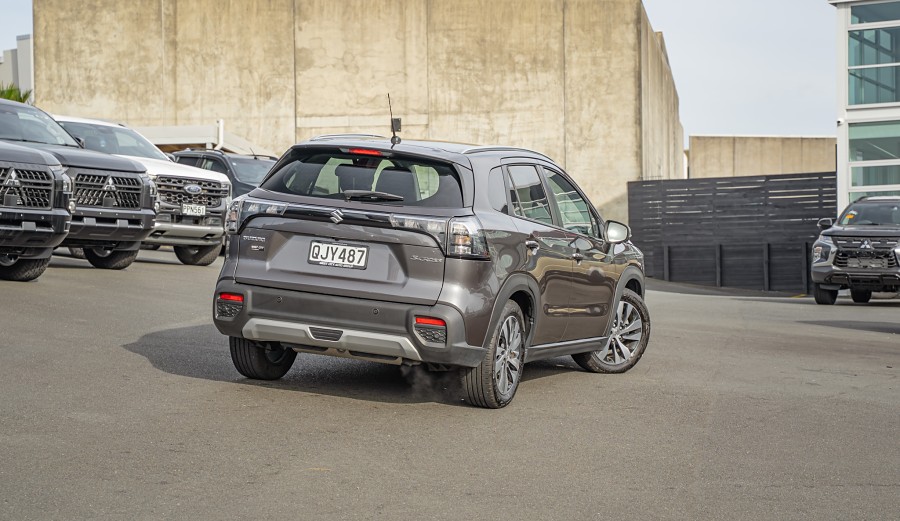 2024 Suzuki S-Cross 2