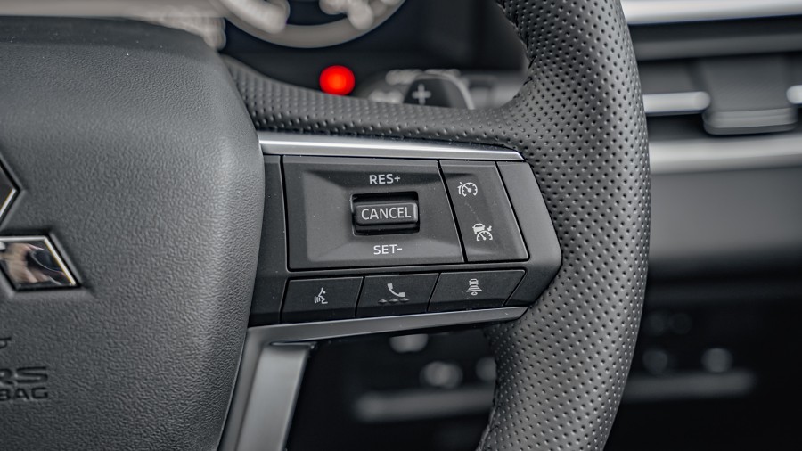 2025 Mitsubishi Outlander 14